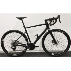 CLASSIC CARBON GRAVEL Rival AXS USED